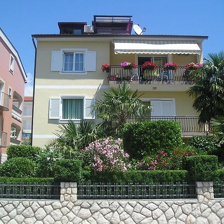 Family Apartments Ankica Crikvenica Extérieur photo