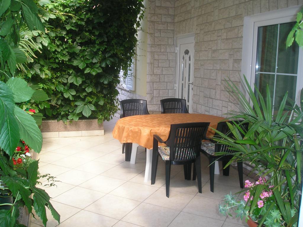 Family Apartments Ankica Crikvenica Extérieur photo